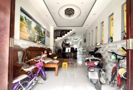 Hiếm Bán Nhà 3 Tầng Mới Hẻm Xe Hơi 55m2_4*13 Chỉ 5 tỷ xx QL13 Hiệp Bình Phước Thủ Đức